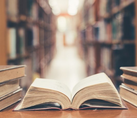 Un recorrido por la historia de los Premios Princesa de Asturias de las Letras: La década de los 90 Premios Pincesa de Asturias de las Letras. Década de los 90.